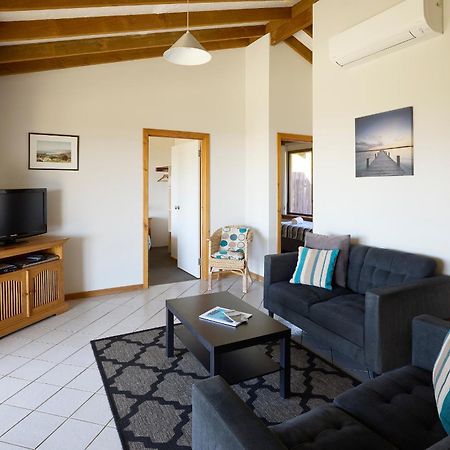 Chandlers Smiths Beach Villas ヤリンガップ エクステリア 写真